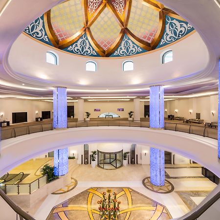 Bahi Ajman Palace Hotel Exterior foto Lobby